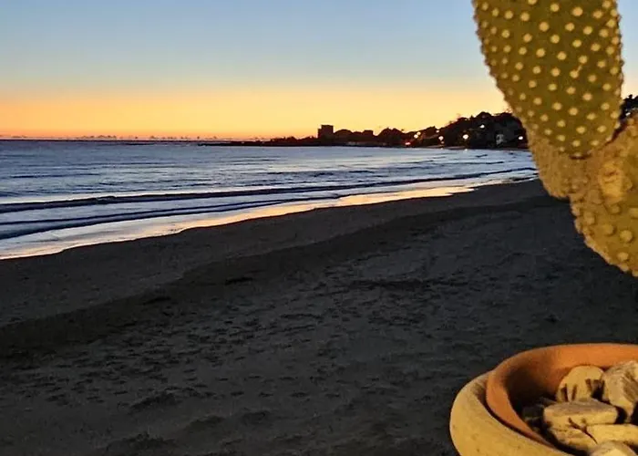 A Due Passi Dal Mare *