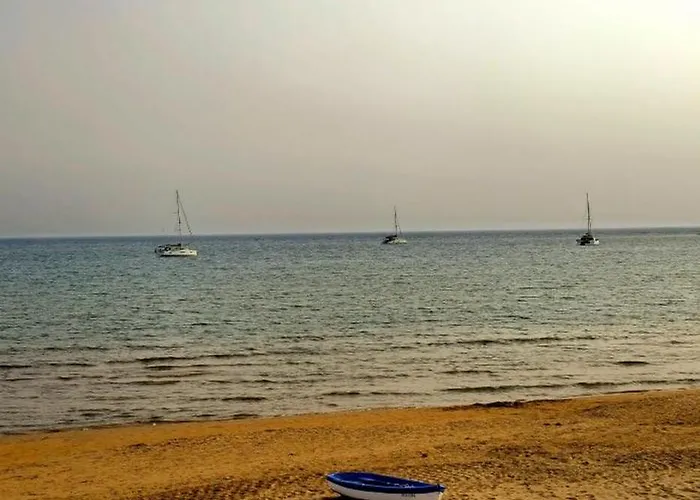 A Due Passi Dal Mare