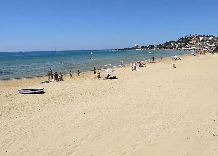 A Due Passi Dal Mare Feriehus